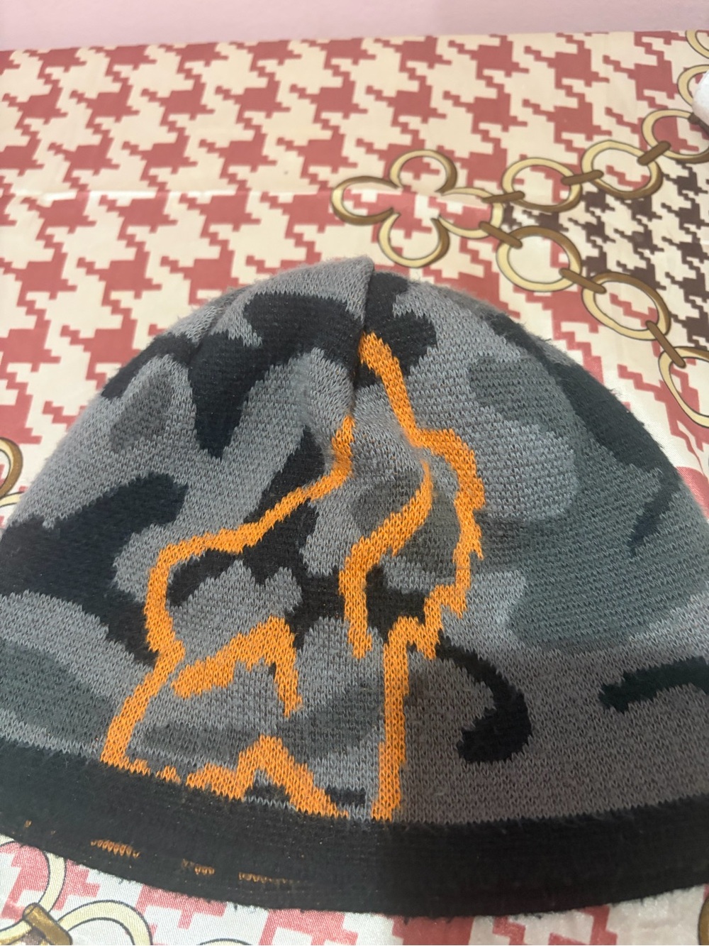 MensGrey Camo Beanie with Grey with Orange reversible beanie